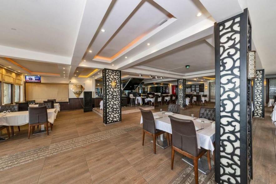 Diamond City Resort Hotel Büyükçekmece Buitenkant foto