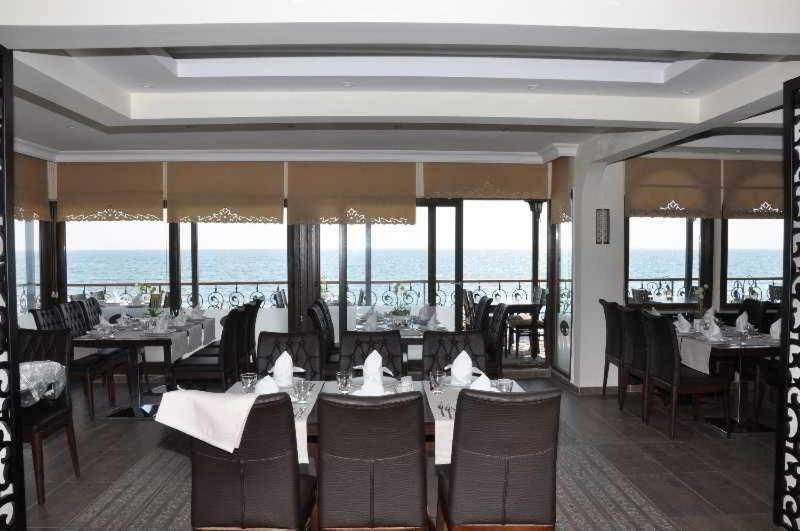 Diamond City Resort Hotel Büyükçekmece Buitenkant foto